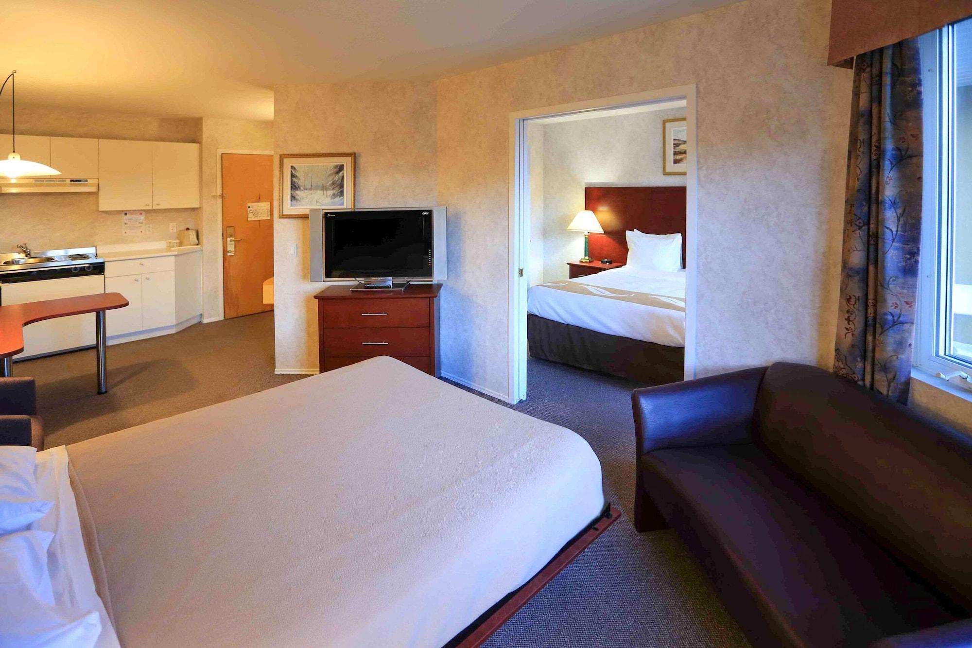 Quality Suites Sainte-Anne-de-Beaupré Εξωτερικό φωτογραφία