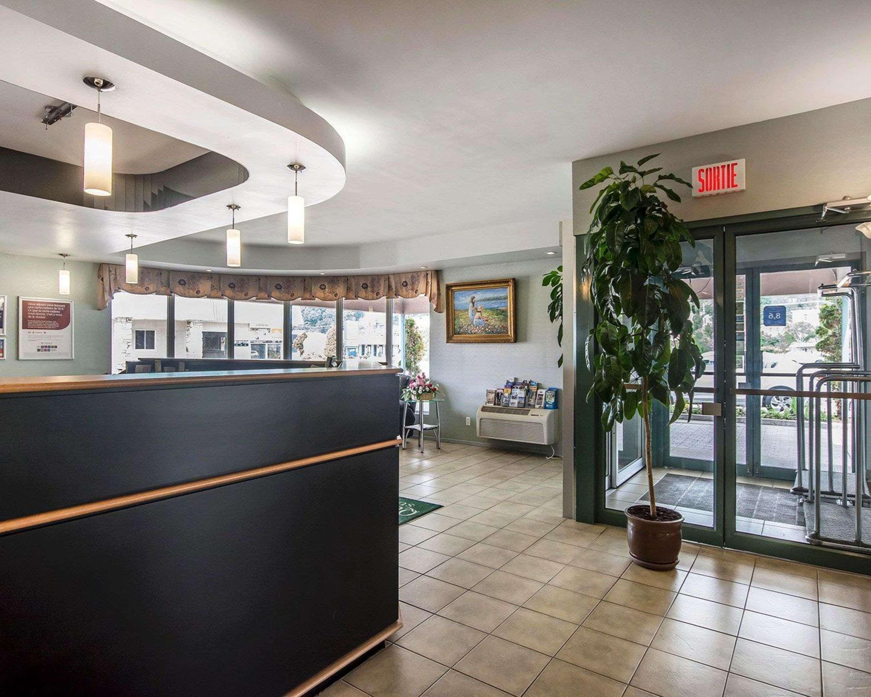 Quality Suites Sainte-Anne-de-Beaupré Εξωτερικό φωτογραφία